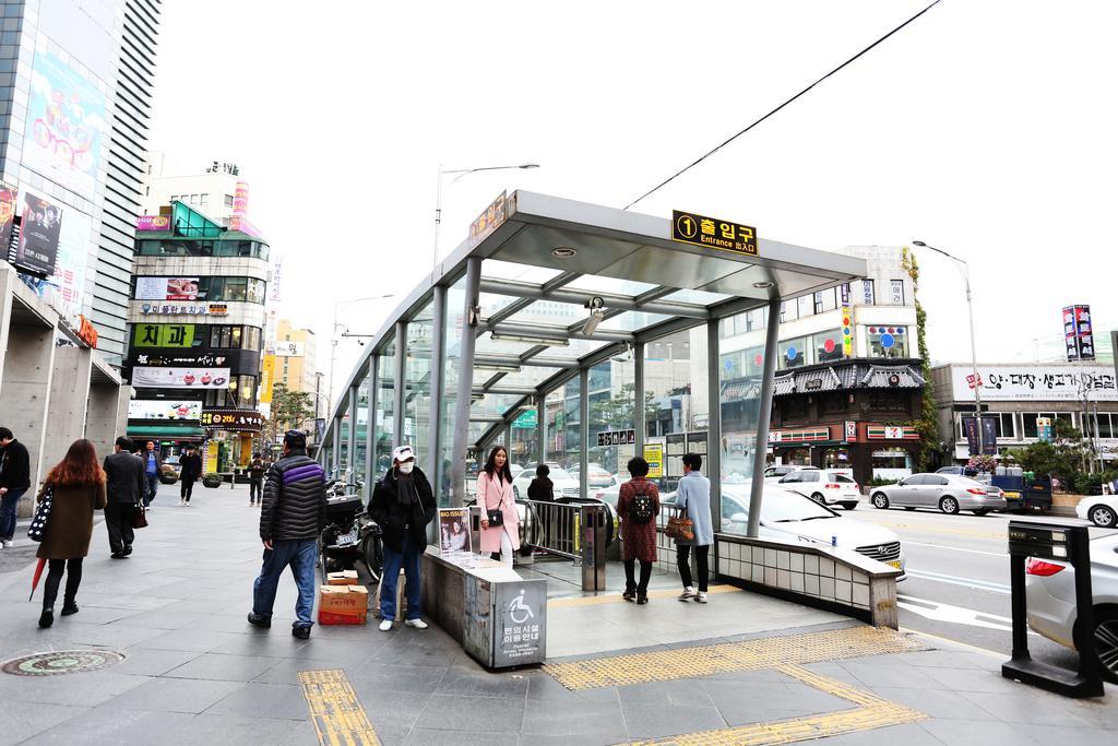Star Myeongdong Family Hostel *